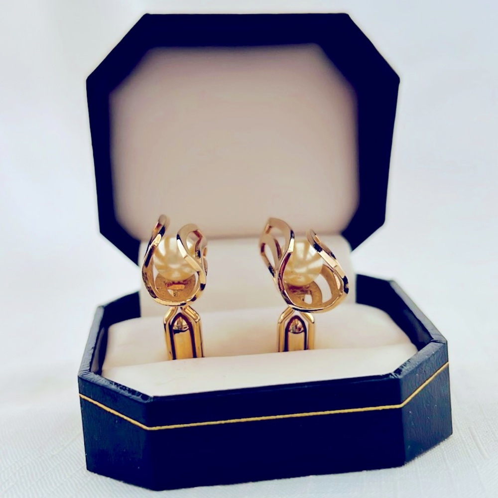 Vintage / Cuff Links ~ Gold Tone ~ Simulated Pearl - Picture 3 of 8